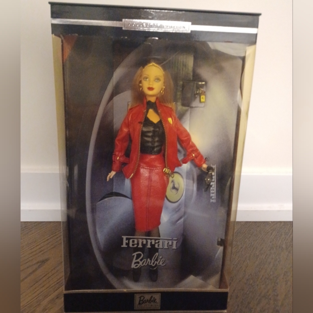 Barbie Ferrari Doll in Leather Suit Outfit Collector Edition 2000 Mattel 28534